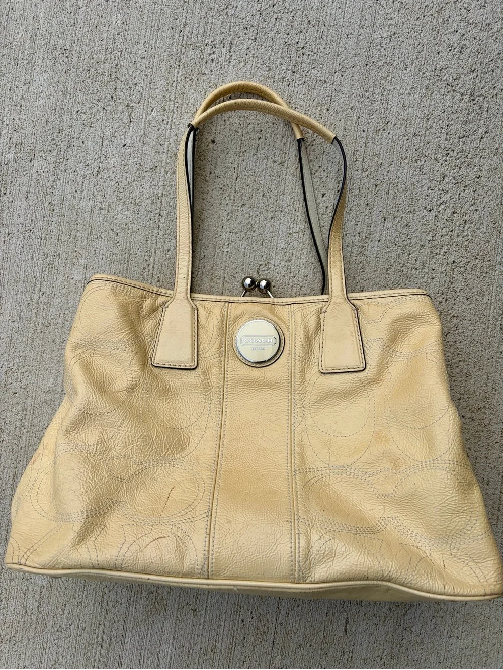 Coach Ashley Horse & Carriage Kisslock Carryall Tote Bag F15656 Yellow Cream y2k